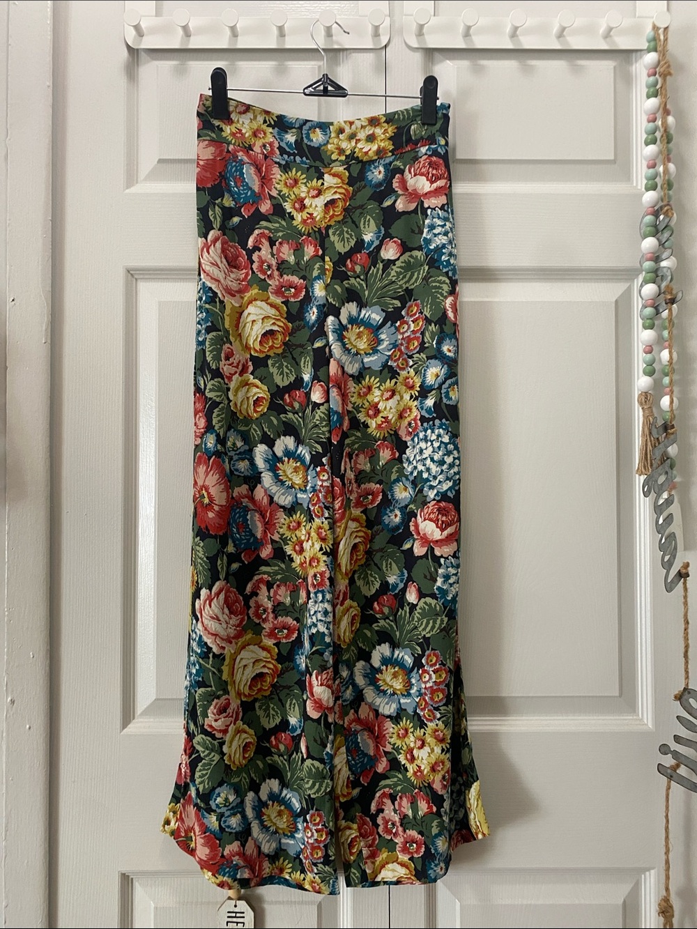 Zara Woman Floral Wide Leg Pant Black w/Red, Yellow & Blue Blooms Size XS NWOT